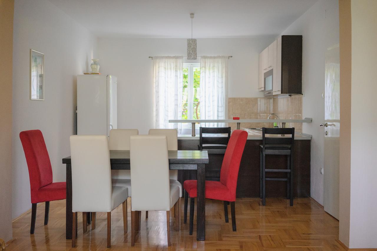 Apartment Maric Требинье Экстерьер фото